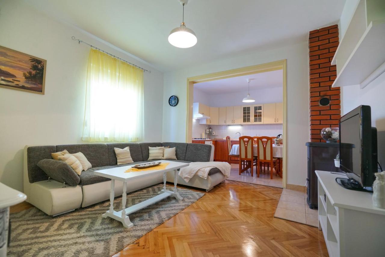 Apartment Jardin With Free Cowered Parking Zadar Eksteriør bilde